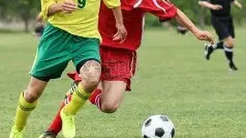 《斯洛特揭秘：五后卫阵容悬而未决，目前竟无足够能力应战？》