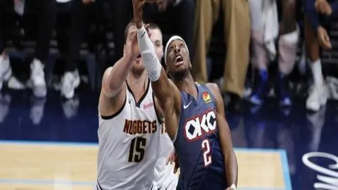 南京城市队引神秘外援加盟，顶级球星特谢拉即将亮相，主帅同框预热引粉丝期待！